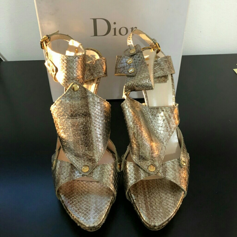 Christian Dior - Picture 2 of 3